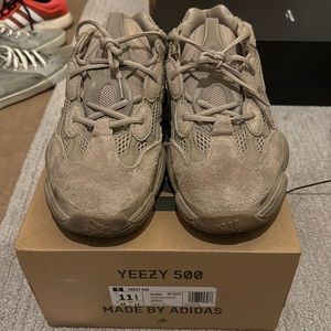 Adidas yeezy 500 taupe light size 11.5